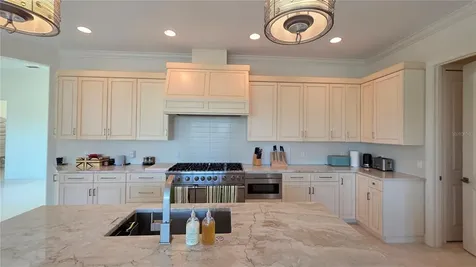 531 Birdie Lane Longboat Key FL 34228