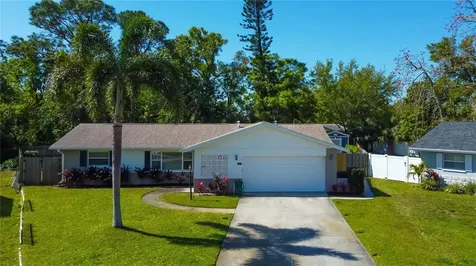 5002 54th Way N St Petersburg FL 33709