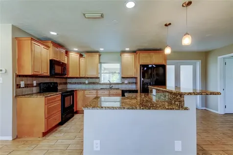 5002 54th Way N St Petersburg FL 33709