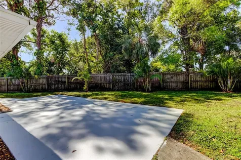 5002 54th Way N St Petersburg FL 33709