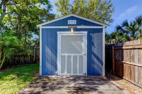 5002 54th Way N St Petersburg FL 33709