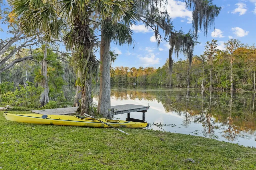 614 Vanderbaker Road Temple Terrace FL 33617