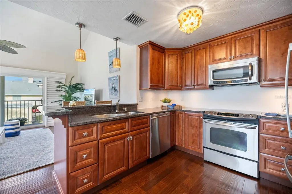 109 Bayshore Road Nokomis FL 34275