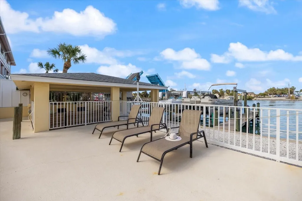 109 Bayshore Road Nokomis FL 34275