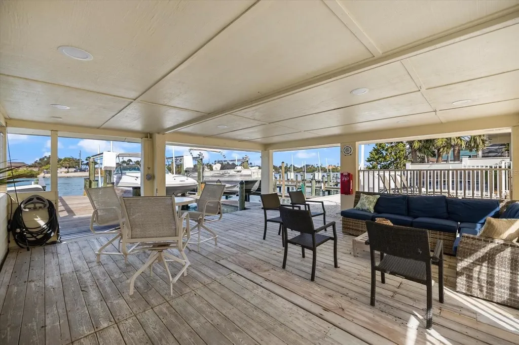 109 Bayshore Road Nokomis FL 34275