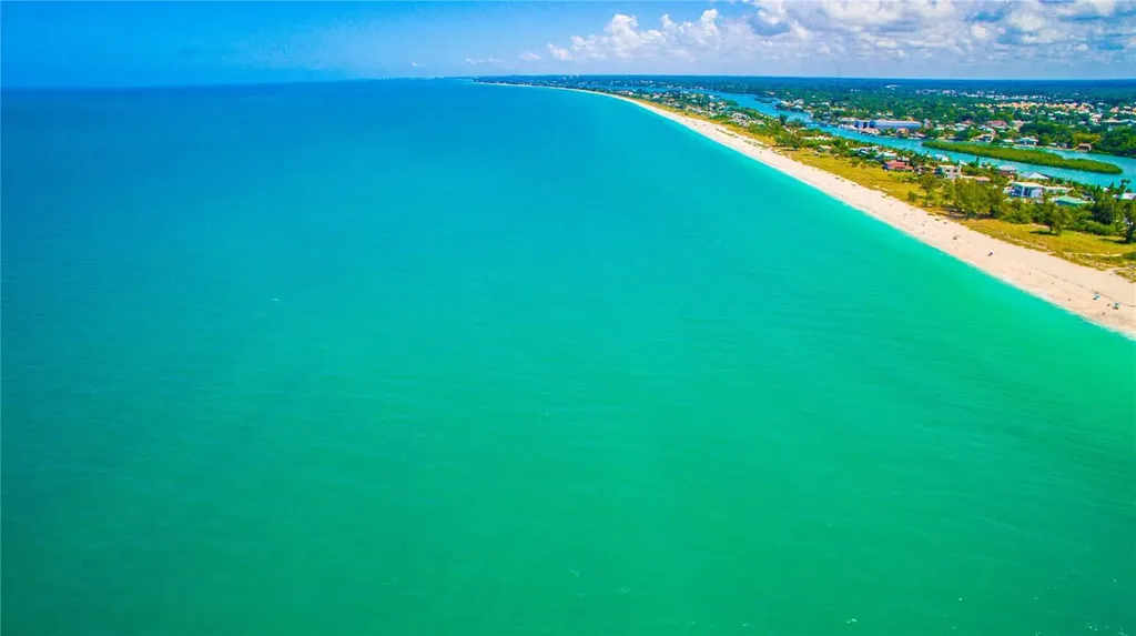 109 Bayshore Road Nokomis FL 34275