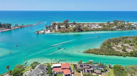 109 Bayshore Road Nokomis FL 34275