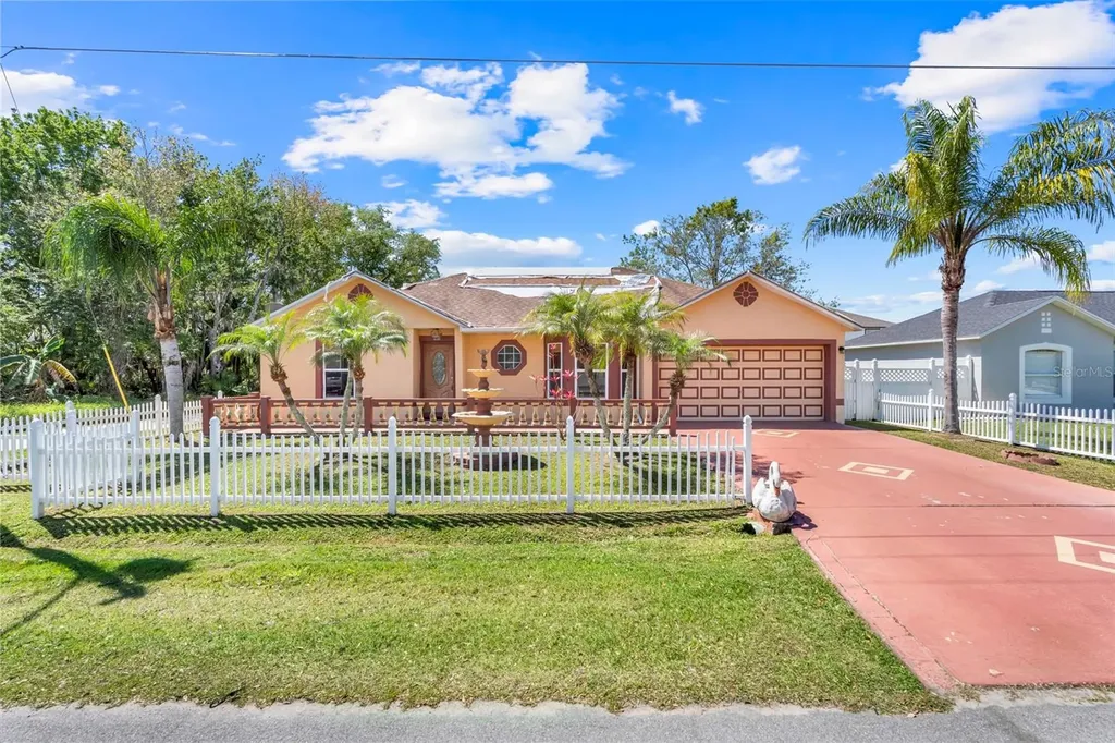 449 Martigues Drive Kissimmee FL 34759