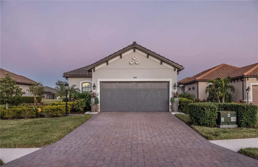 4747 Motta Court Bradenton FL 34211