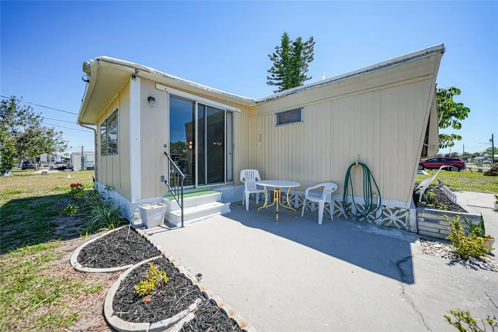 1407 Seagull Drive Englewood FL 34224