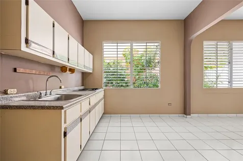 517 Cll Arrigoitia, Hato Rey San Juan PR 00918