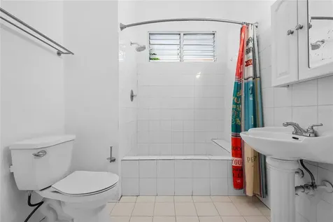 517 Cll Arrigoitia, Hato Rey San Juan PR 00918