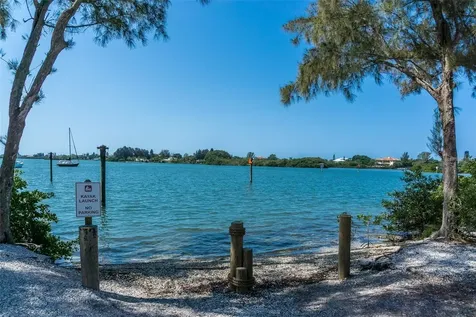 101 Woodland Place Osprey FL 34229