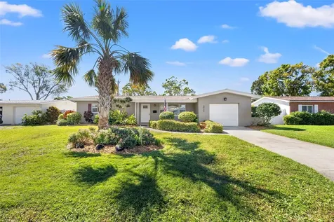 6950 12th Avenue N St Petersburg FL 33710