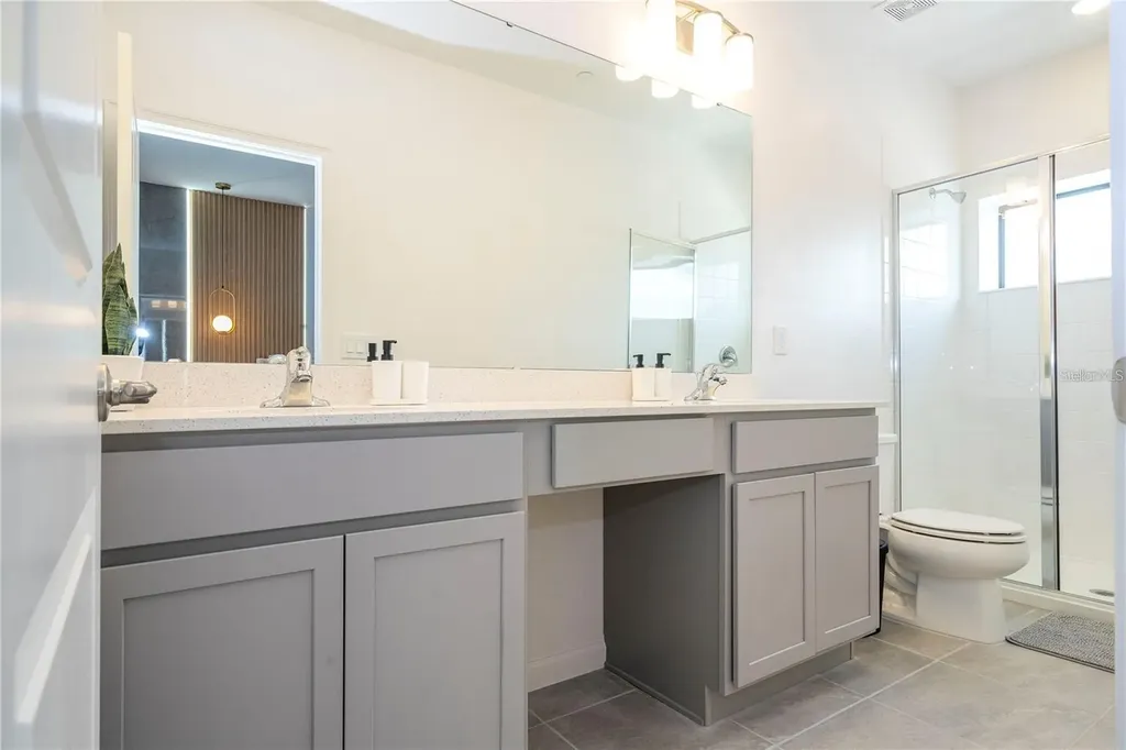 10443 Ebb Tide Lane Orlando FL 32821