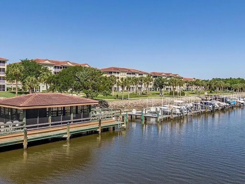 800 Canopy Walk Lane Palm Coast FL 32137