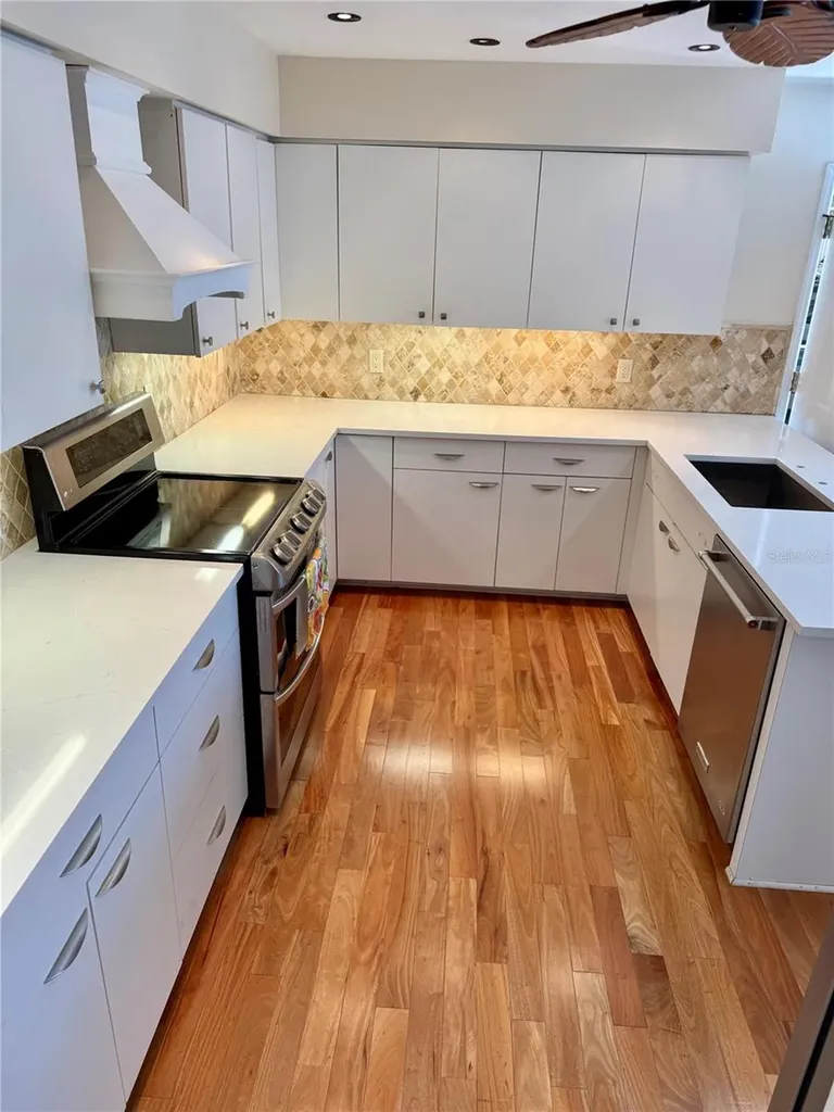 4404 Calle Serena Sarasota FL 34238