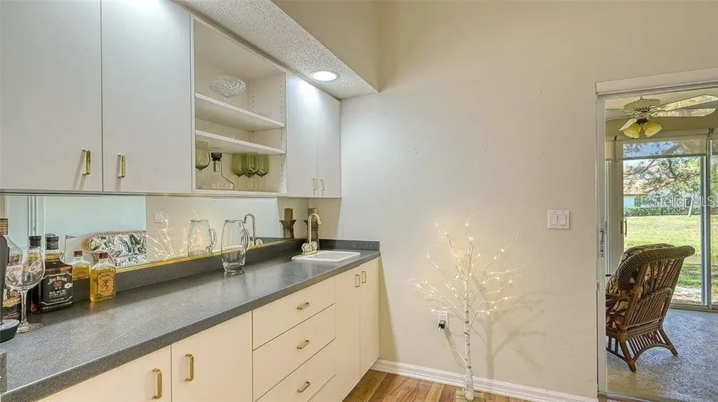 4404 Calle Serena Sarasota FL 34238
