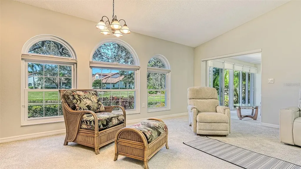 4404 Calle Serena Sarasota FL 34238