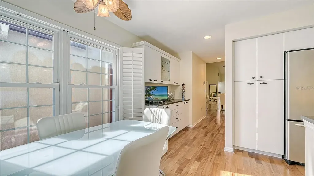 4404 Calle Serena Sarasota FL 34238