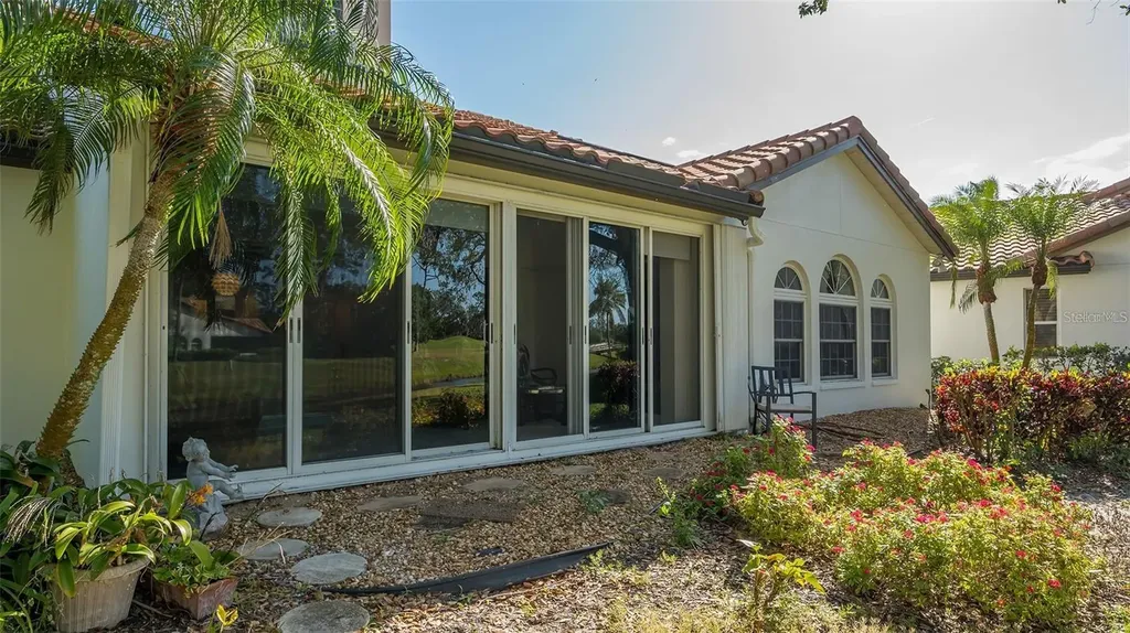 4404 Calle Serena Sarasota FL 34238