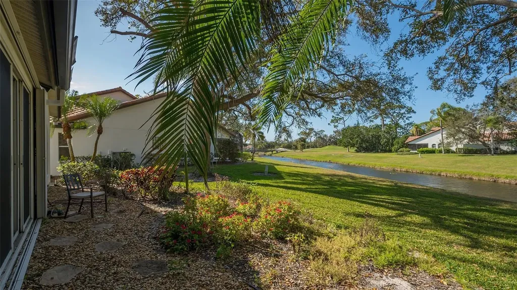 4404 Calle Serena Sarasota FL 34238