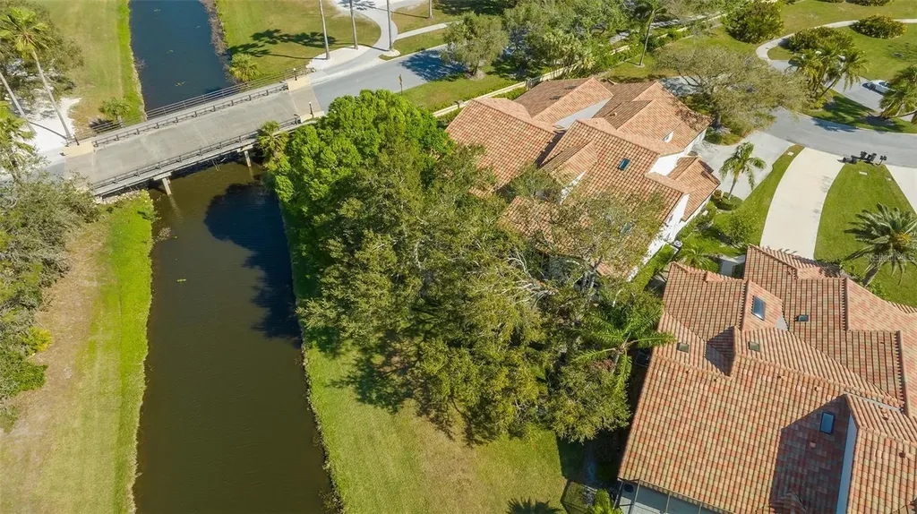 4404 Calle Serena Sarasota FL 34238