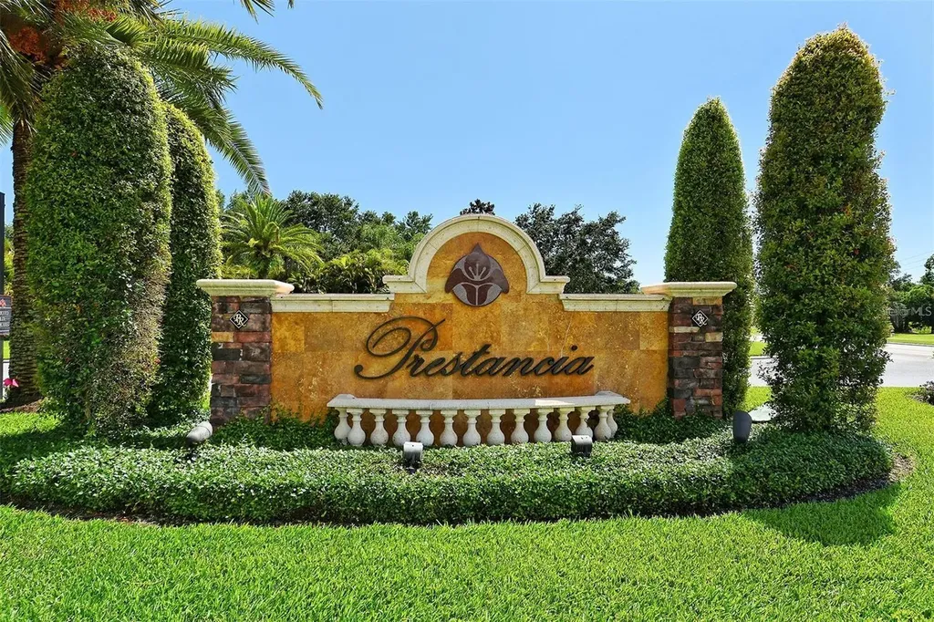 4404 Calle Serena Sarasota FL 34238