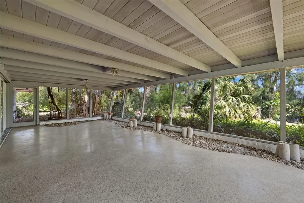 3466 Tanglewood Drive Sarasota FL 34239
