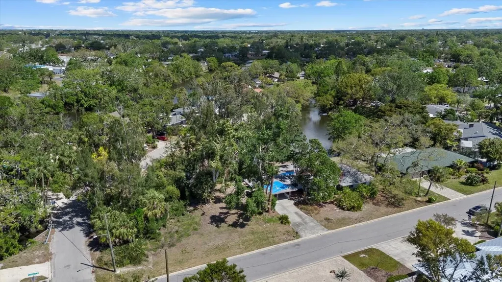 3466 Tanglewood Drive Sarasota FL 34239