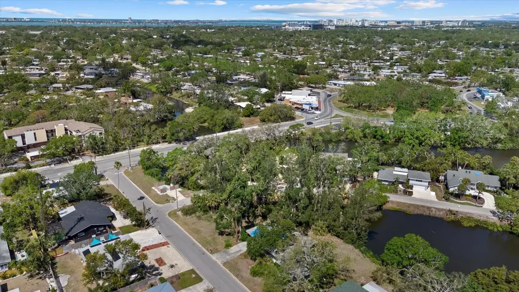 3466 Tanglewood Drive Sarasota FL 34239