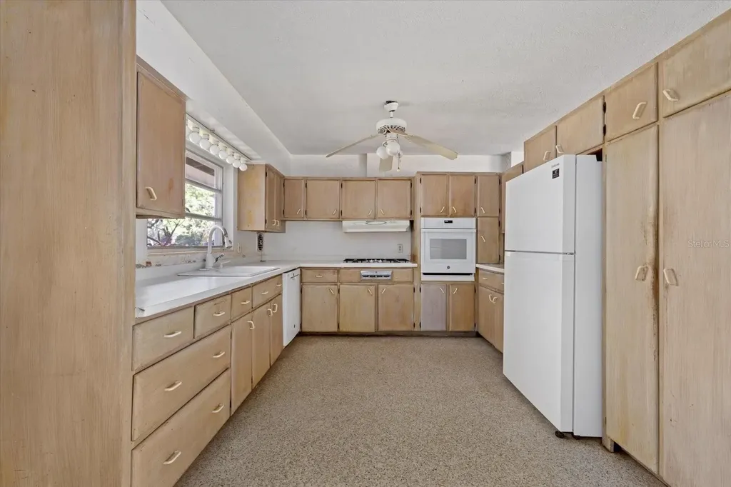 3466 Tanglewood Drive Sarasota FL 34239