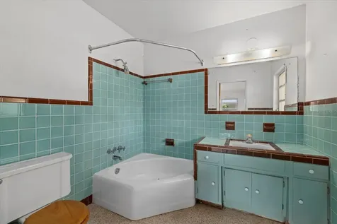 3466 Tanglewood Drive Sarasota FL 34239