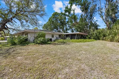 3466 Tanglewood Drive Sarasota FL 34239