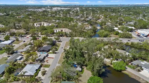 3466 Tanglewood Drive Sarasota FL 34239