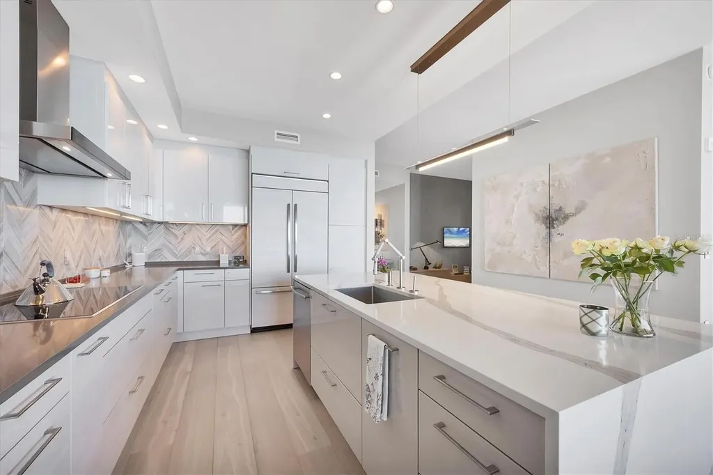 1155 N Gulfstream Avenue Sarasota FL 34236