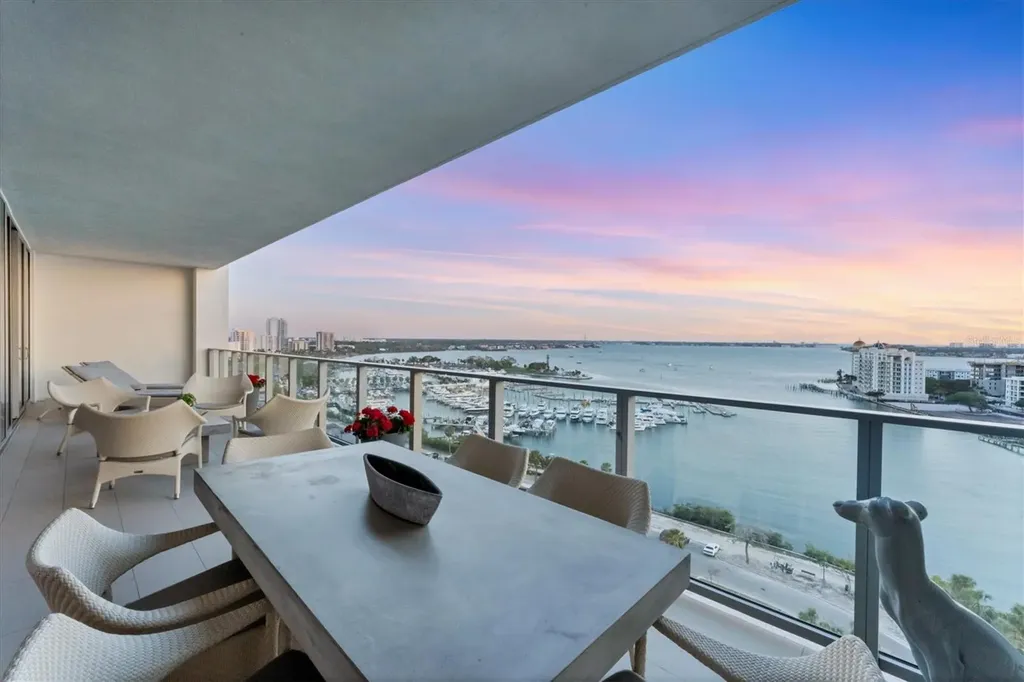 1155 N Gulfstream Avenue Sarasota FL 34236