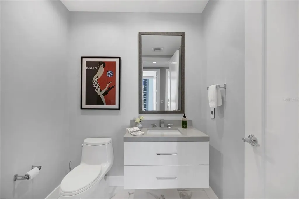 1155 N Gulfstream Avenue Sarasota FL 34236