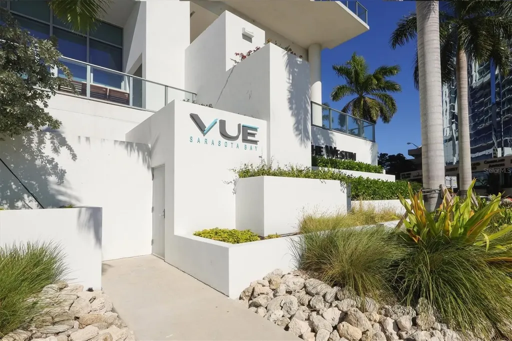 1155 N Gulfstream Avenue Sarasota FL 34236