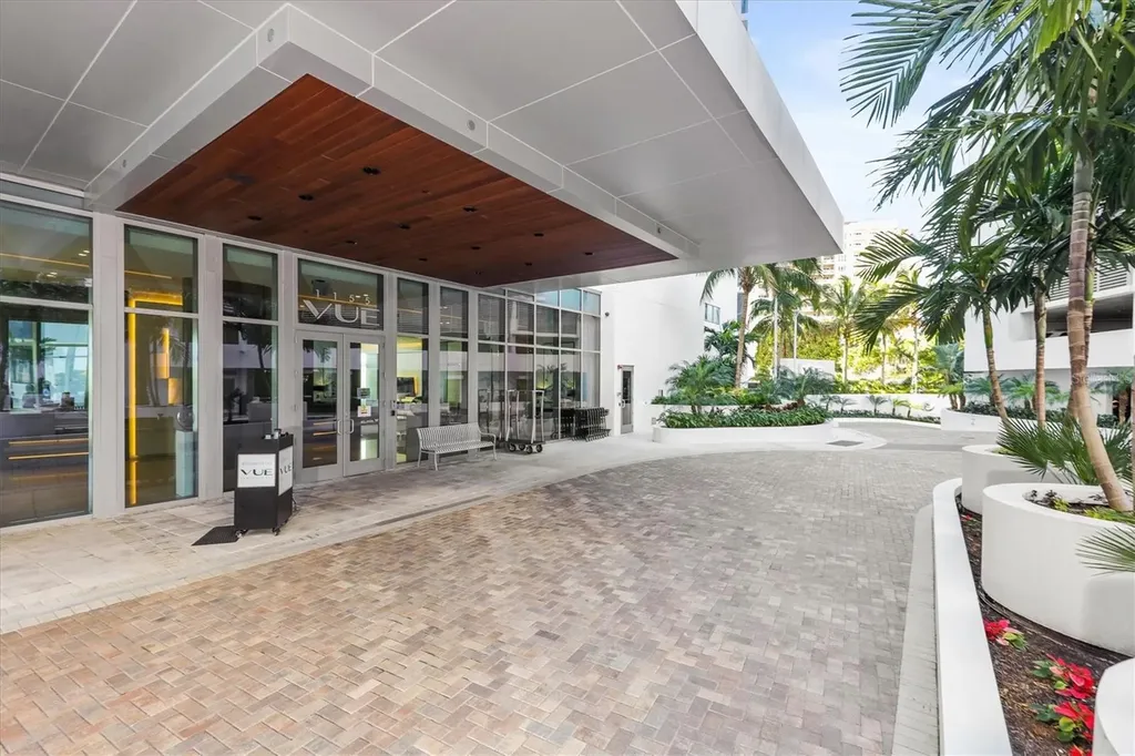 1155 N Gulfstream Avenue Sarasota FL 34236
