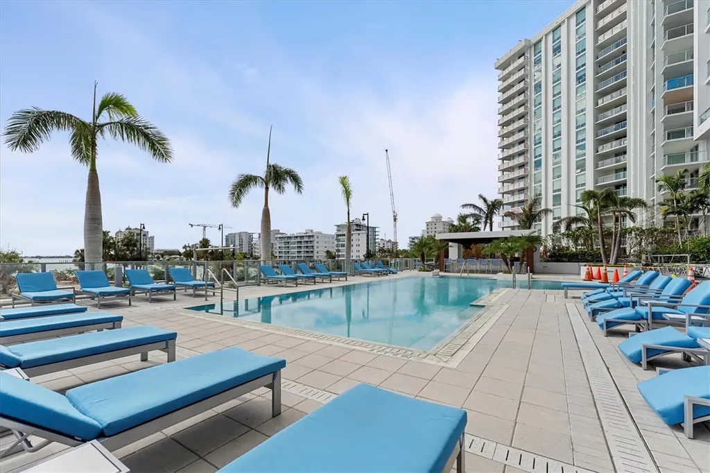 1155 N Gulfstream Avenue Sarasota FL 34236