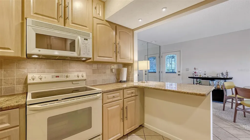 1633 Boathouse Circle Sarasota FL 34231