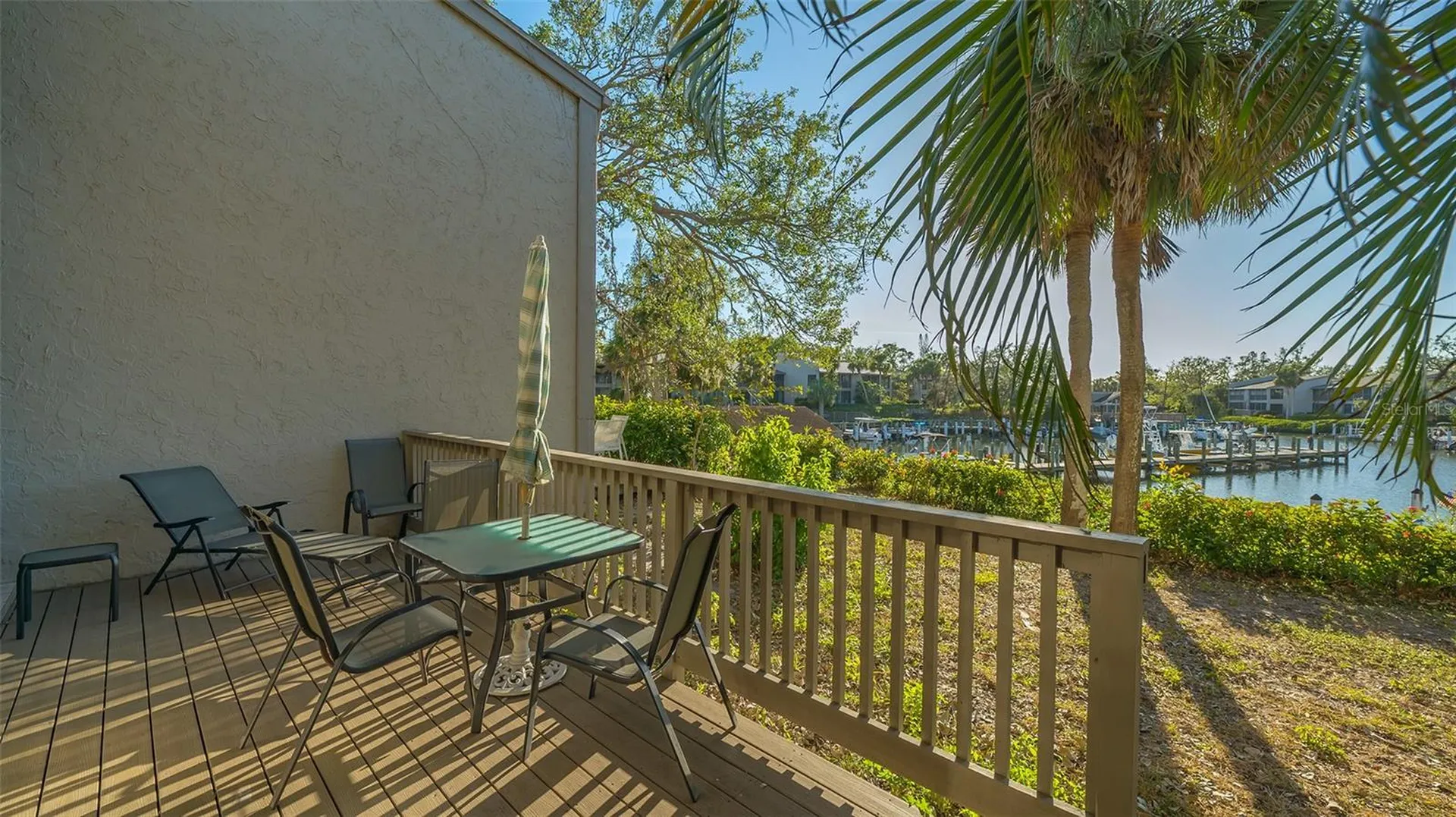 1633 Boathouse Circle Sarasota FL 34231
