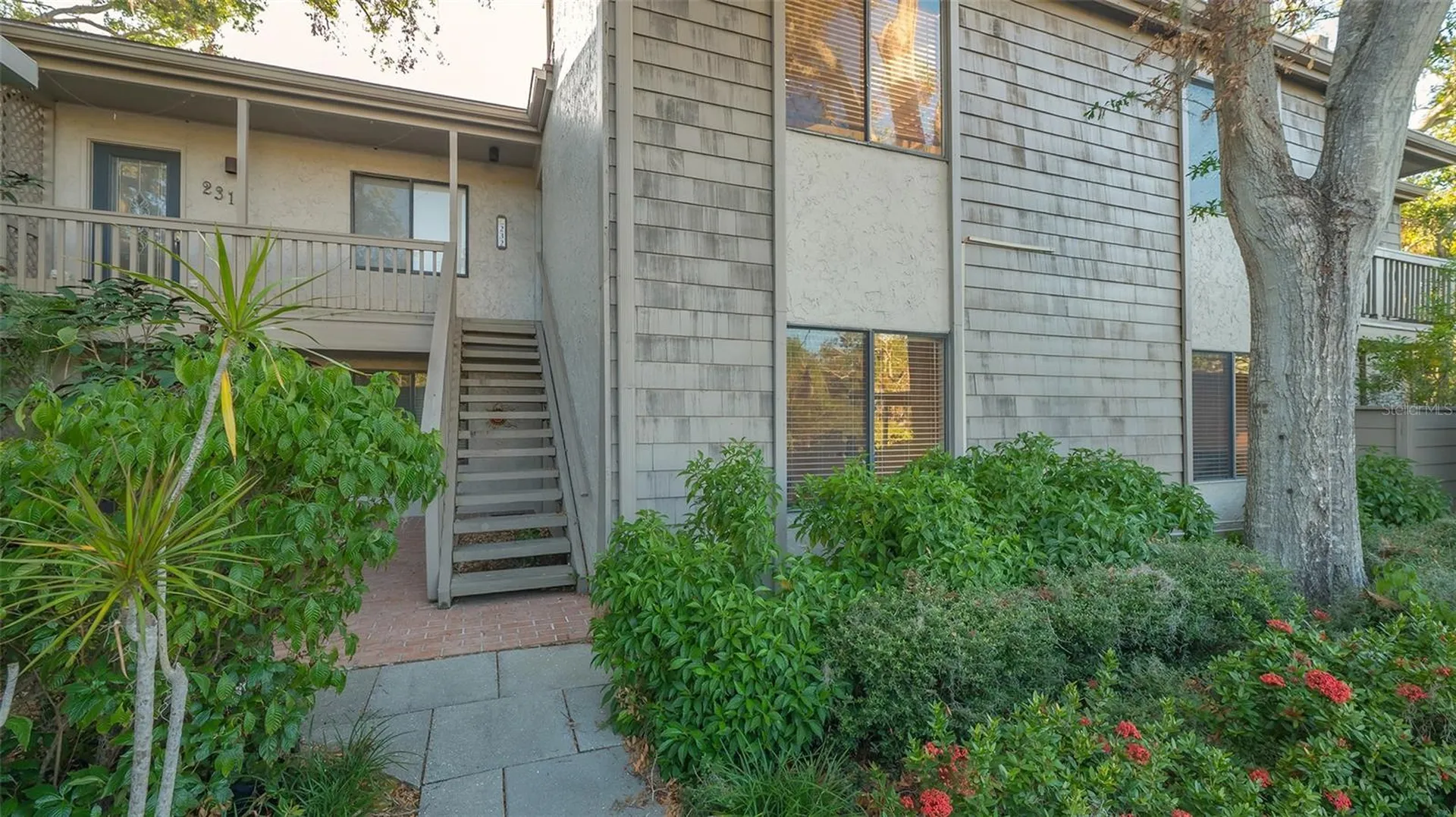 1633 Boathouse Circle Sarasota FL 34231