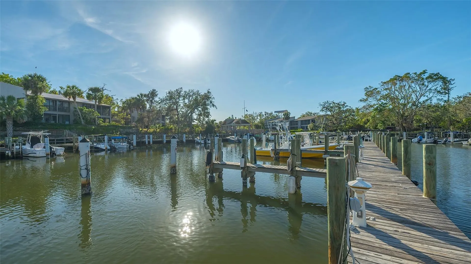 1633 Boathouse Circle Sarasota FL 34231