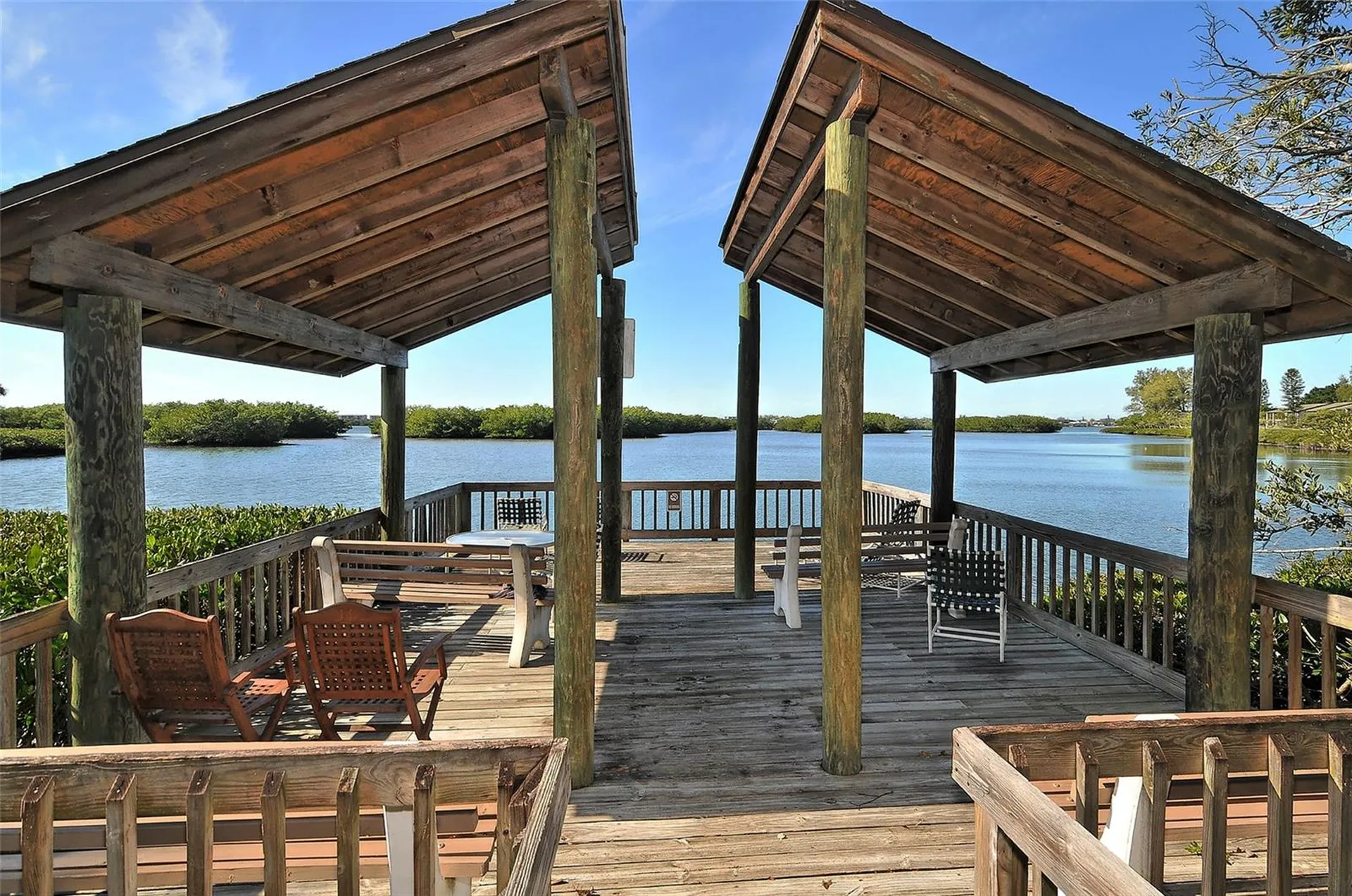 1633 Boathouse Circle Sarasota FL 34231
