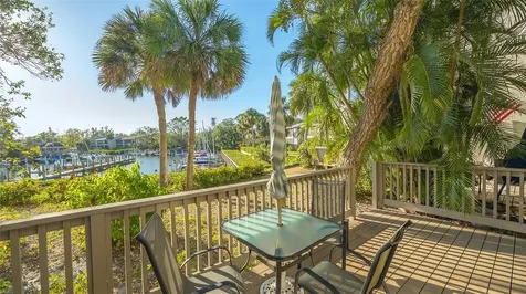 1633 Boathouse Circle Sarasota FL 34231