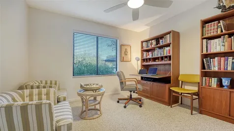 1633 Boathouse Circle Sarasota FL 34231