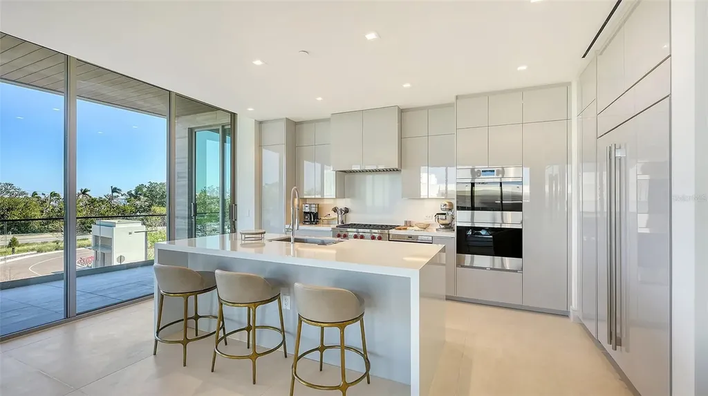 1591 Gulf Of Mexico Drive Longboat Key FL 34228