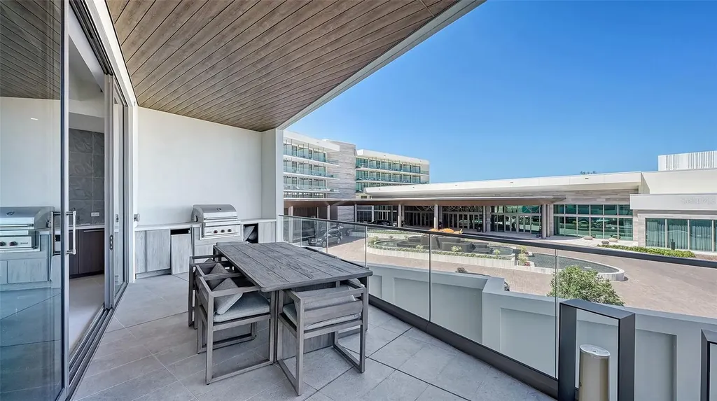 1591 Gulf Of Mexico Drive Longboat Key FL 34228